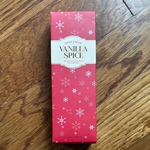 Vanilla Spice Hand Cream NWT